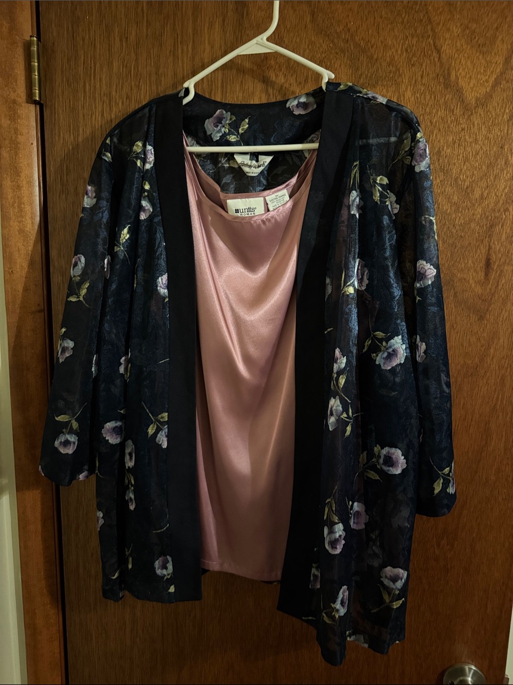Women’s 3X Two Piece Set Silky Rose Pink Camisole with Navy Floral Kimono